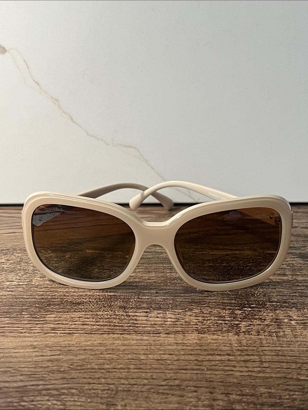 Authentic CHANEL Cream Sunglasses with Brown Lenses 5280-Q c.1428/S9